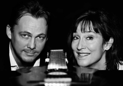 AnnMari Max Hansen - Kaare Norge - sangerinden - guitaristen - Edvard Grieg