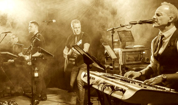 No.1 Danceband