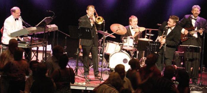 Vagn Egon J�rgensens orkester - 100 �rs musik - diner - dansemusik 