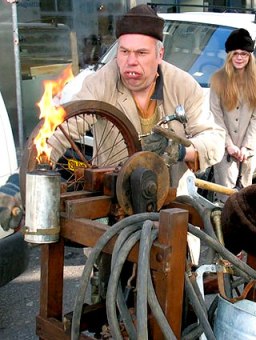 Tonny Trifolikom - gas og vanvid
