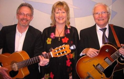 SWEET SUE’s TRIO - En dejlig stemme, swingende evergreens - gode kendte spirituals