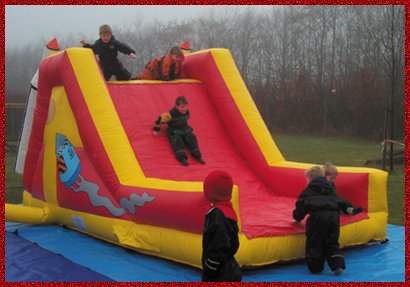 Raket Slide