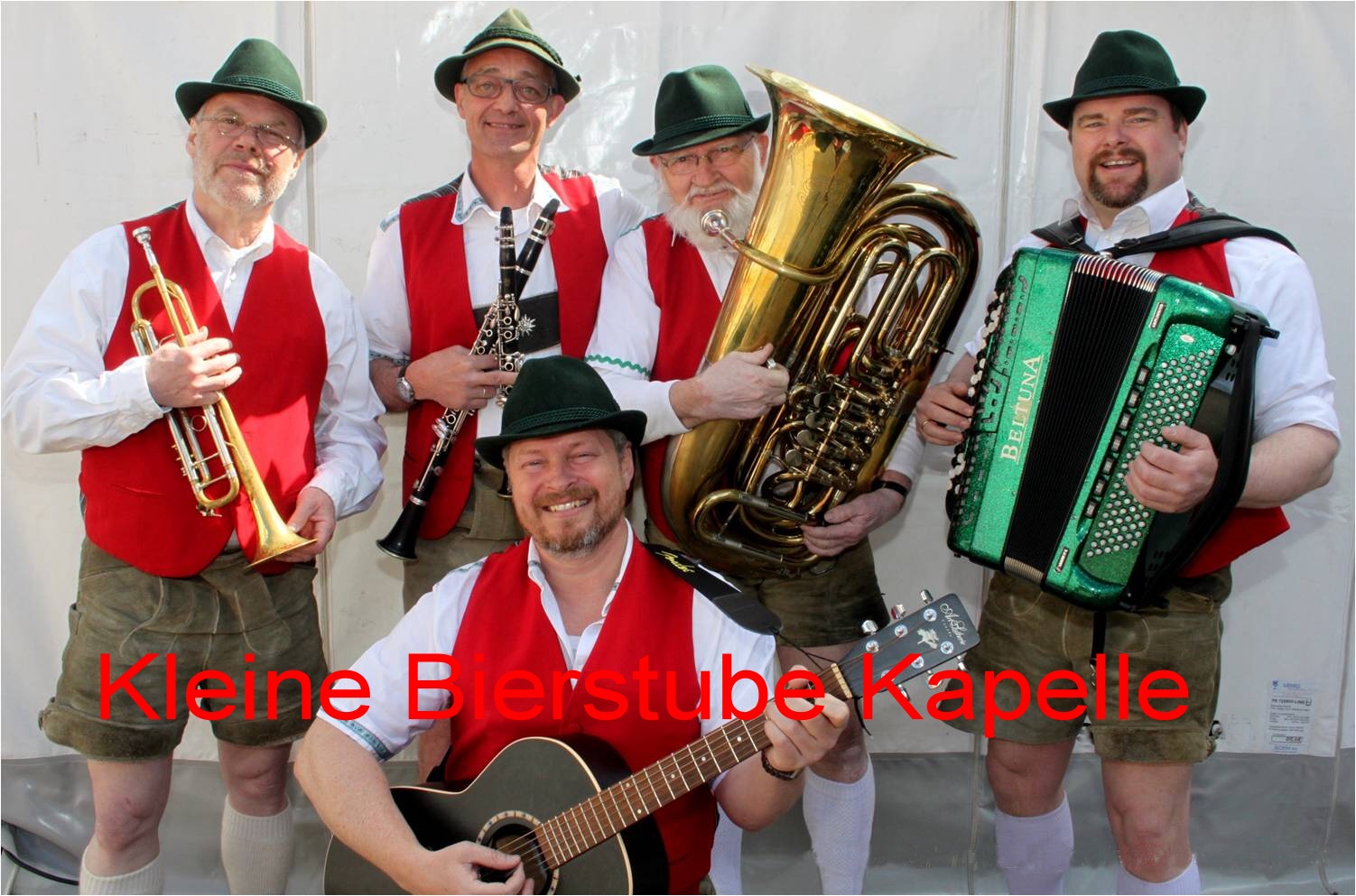 Kleine Bierstube Kapelle - Tyrolermusik in Lederhosen