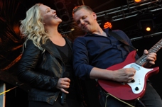 Hitshakers - herlig - hårdtrykkende dansemusik