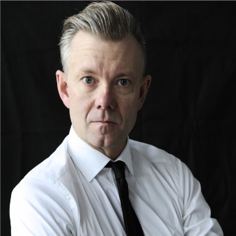 Casper Christensen - overraskende - super professionel