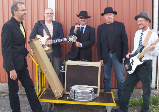 Black nBlue - kompetent - rswingende festmusik