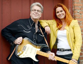 Maud & Robert - folkeligt syng-med-rum